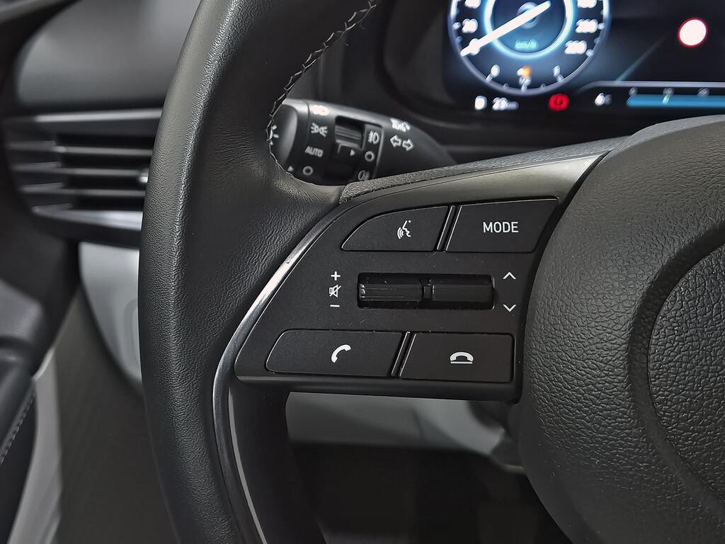 Hyundai i20 1.0 TGDI 74kW (100CV) 48V Tecno 16