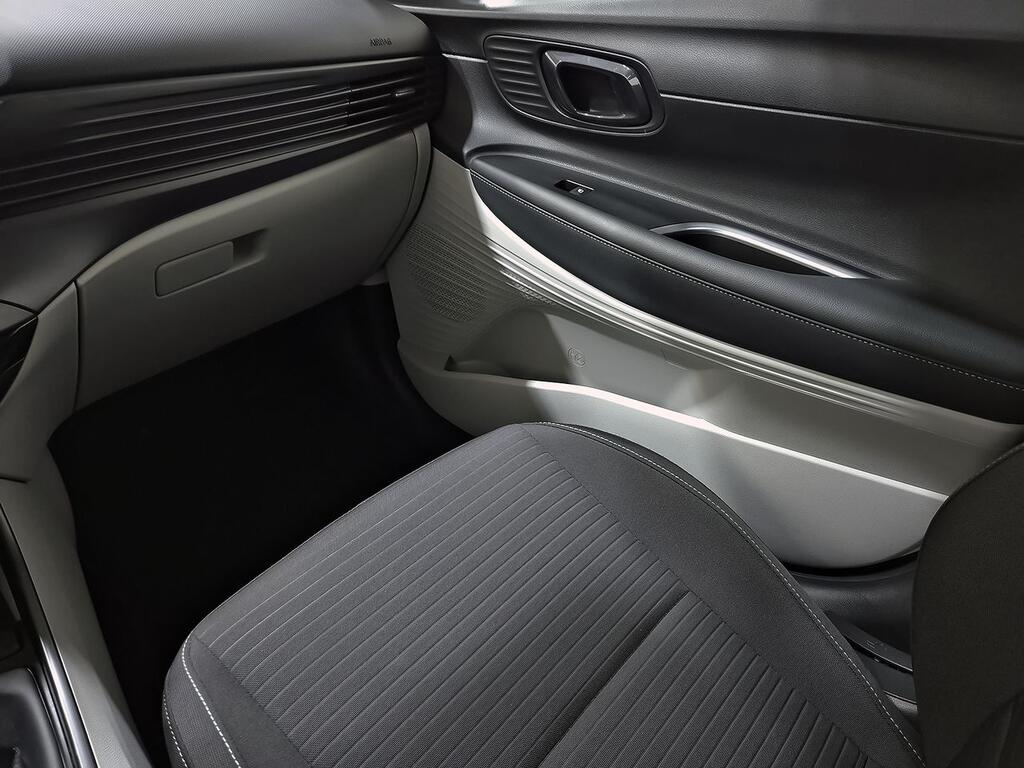 Hyundai i20 1.0 TGDI 74kW (100CV) 48V Tecno 28