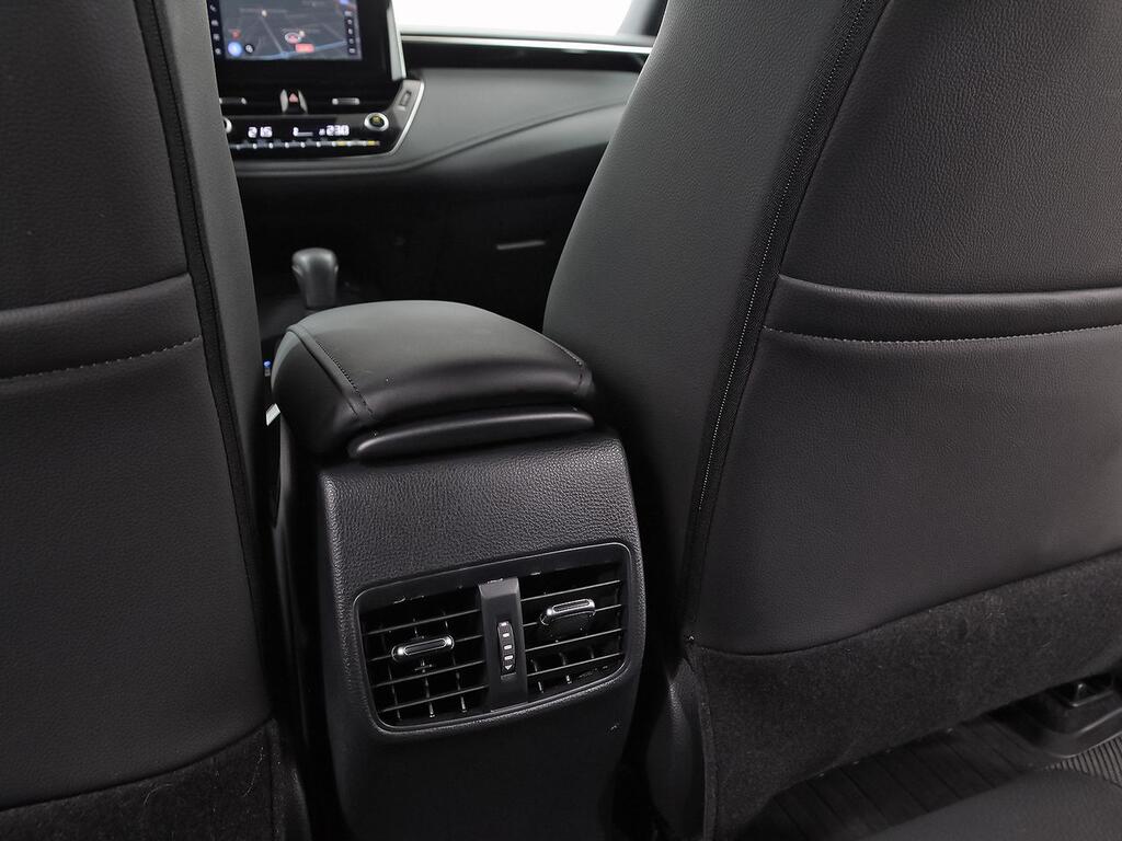 Toyota Corolla 2.0 180H GR-SPORT E-CVT 33