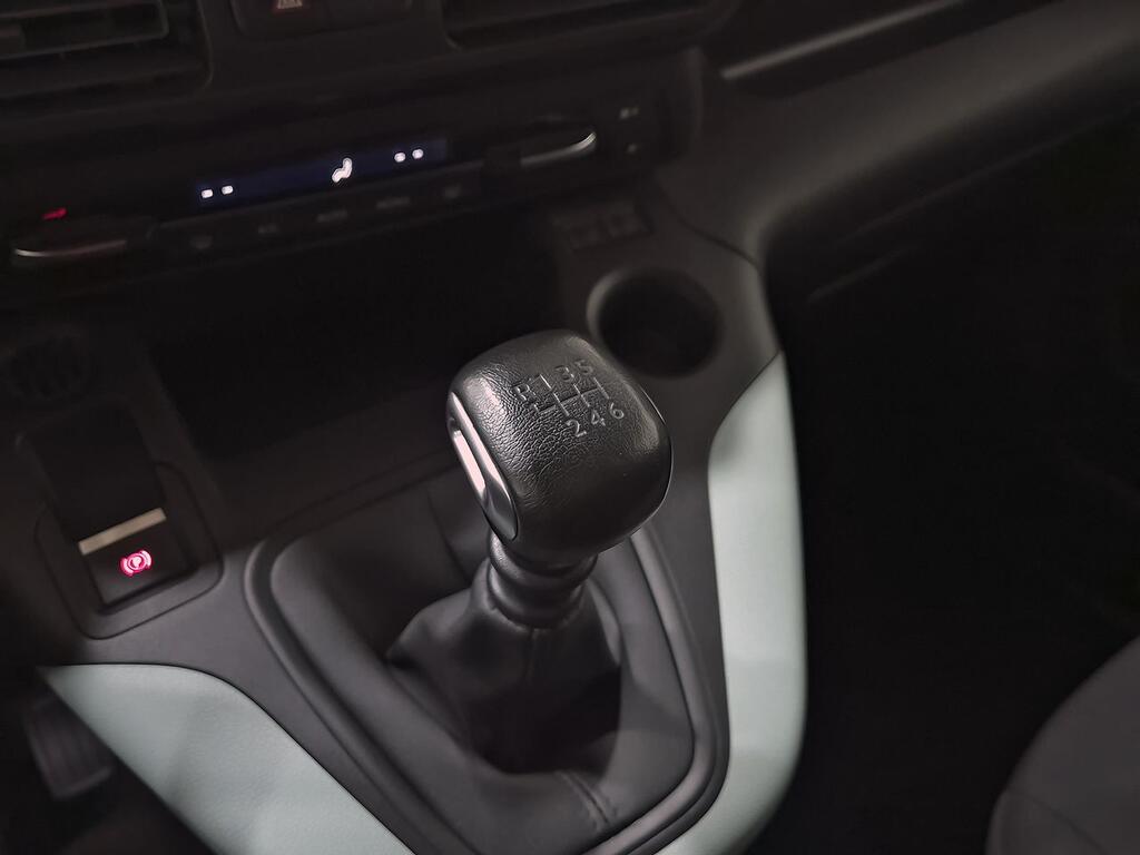 Citroën Berlingo Talla M BlueHDi 100 S&S FEEL PACK 28