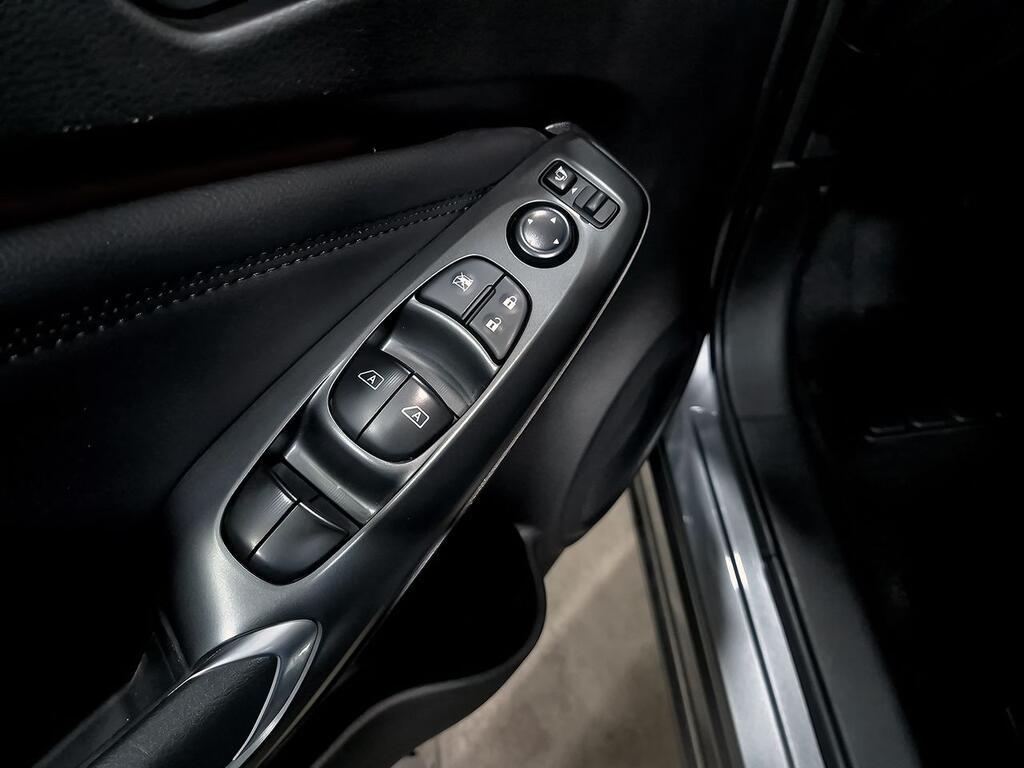 Nissan Juke DIG-T 84 kW (114 CV) 6M/T N-Connecta 11