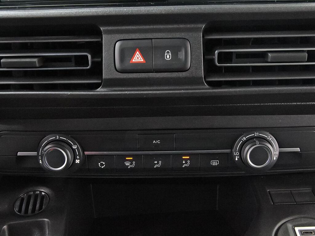 Citroën Berlingo Talla M BlueHDi 100 S&S PLUS 27