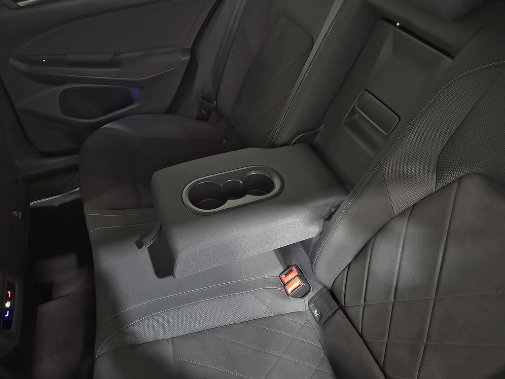 Volkswagen Golf Life 2.0 TDI 110kW (150CV) 33