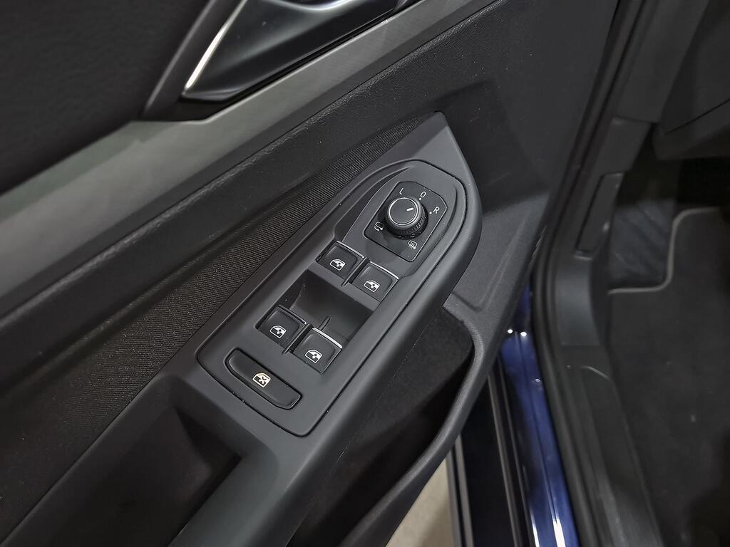 Volkswagen Golf Life 2.0 TDI 110kW (150CV) 11