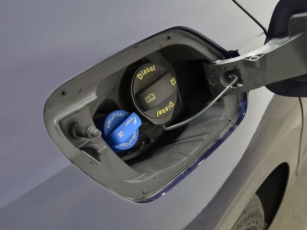 Volkswagen Golf Life 2.0 TDI 110kW (150CV) 35