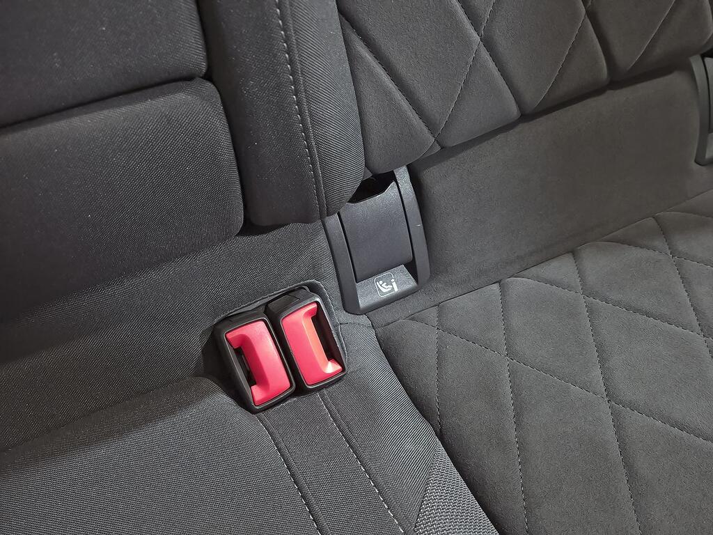 Volkswagen Golf Life 2.0 TDI 110kW (150CV) 31