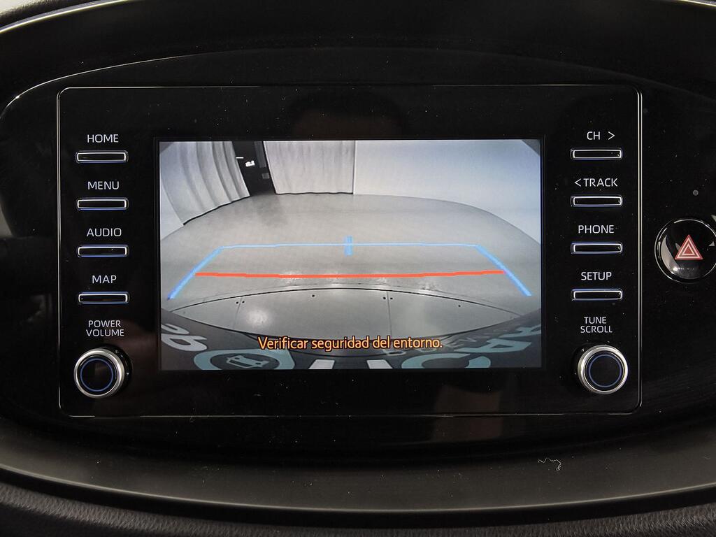 Toyota Aygo X Cross 1.0 VVT-I 72CV Play 24