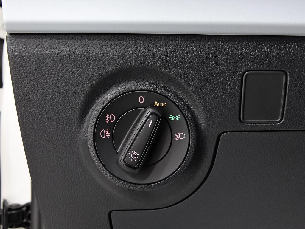 Seat Ibiza 1.0 MPI 59kW (80CV) Style 11