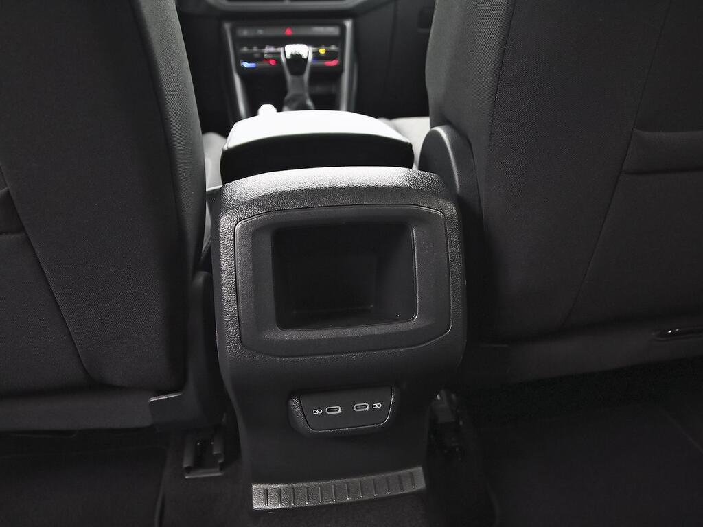 Volkswagen T-Cross Advance 1.0 TSI 81kW (110CV) 25