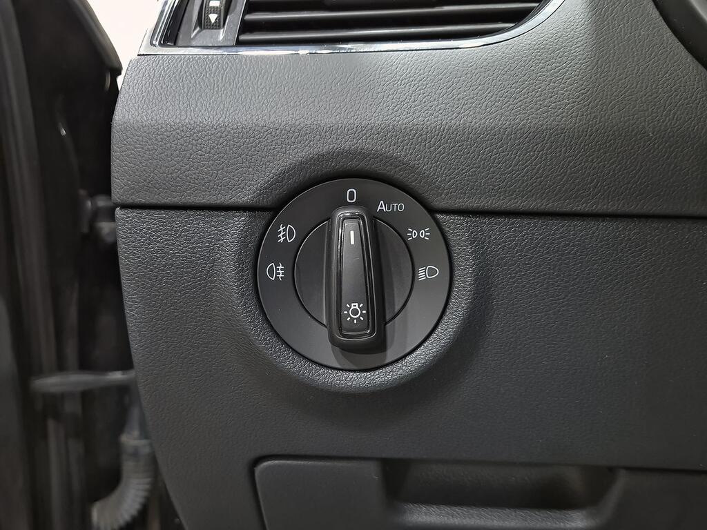 Skoda Octavia Combi 1.5 TSI 110KW (150CV) DSG Ambition 12