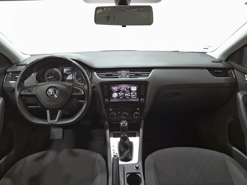 Skoda Octavia Combi 1.5 TSI 110KW (150CV) DSG Ambition 6