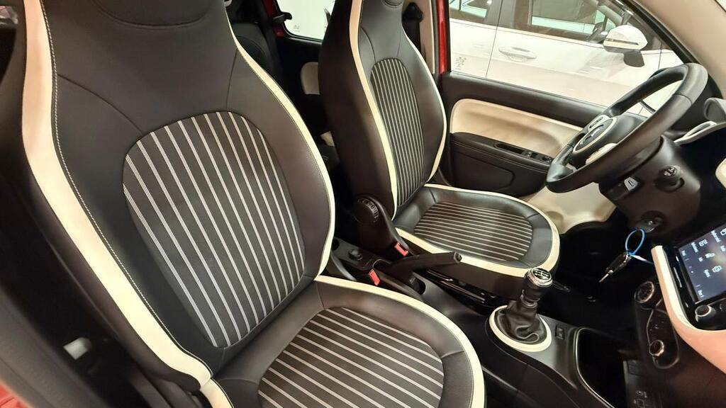 Renault Twingo Zen TCe 68 kW (95CV) 17