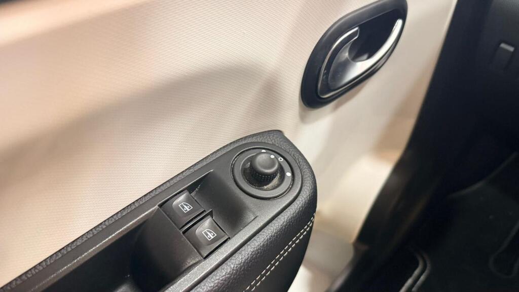 Renault Twingo Zen TCe 68 kW (95CV) 20