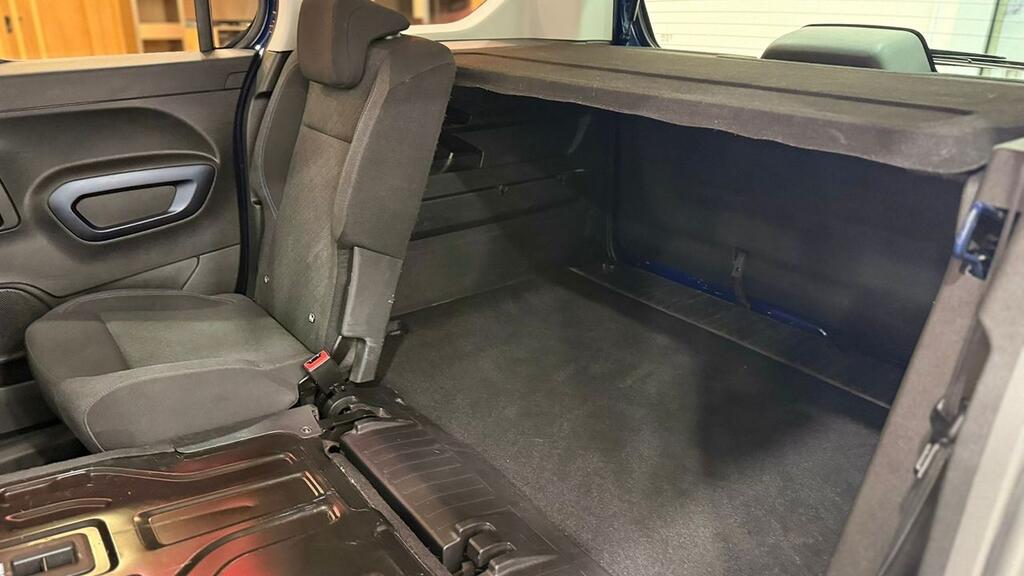 Peugeot Rifter Allure Pack Standard PureTech 96kW EAT8 17