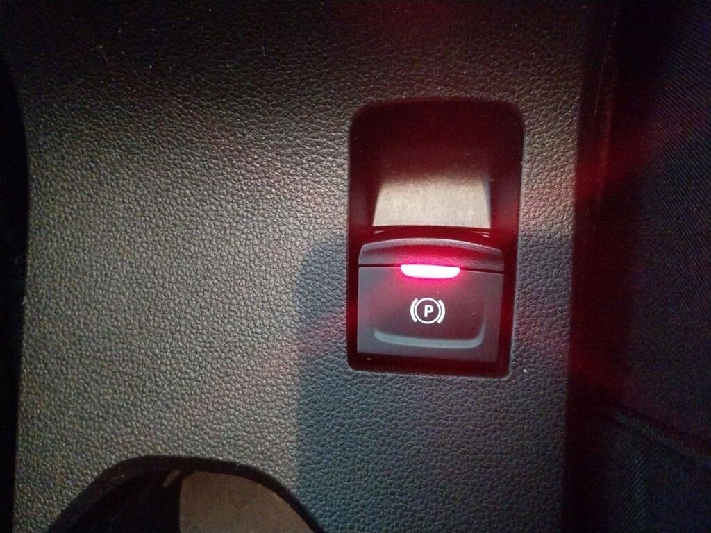 Dacia Sandero Expression 74kW (100CV) ECO-G 9