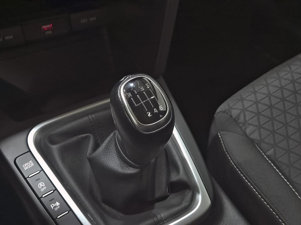 Kia XCeed 1.6 MHEV iMT Drive 100kW (136CV) 29