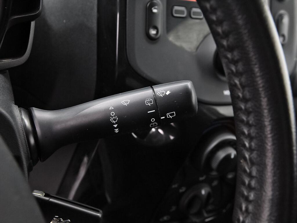 Peugeot 108 Active VTi 52kW (72CV) 17