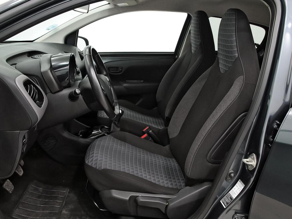 Peugeot 108 Active VTi 52kW (72CV) 8