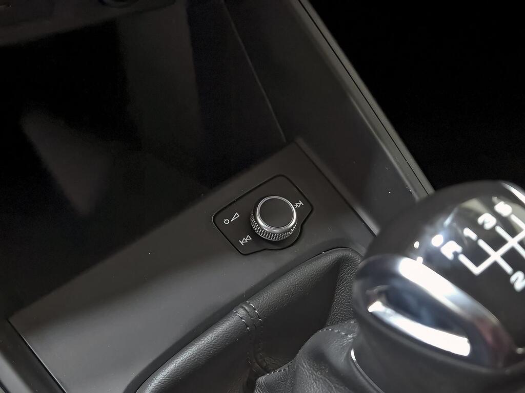 Audi A1 Sportback Advanced 25 TFSI 70kW (95CV) 27