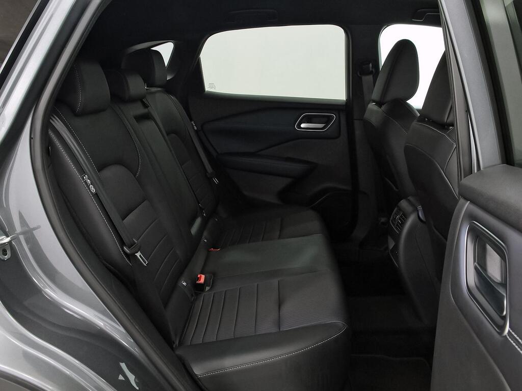 Nissan Qashqai DIG-T 103kW (140CV) mHEV 4x2 Tekna 8