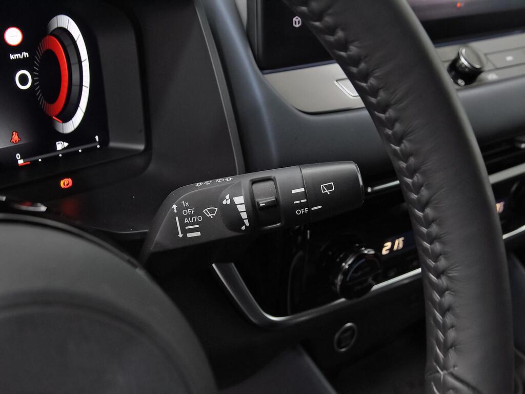 Nissan Qashqai DIG-T 103kW (140CV) mHEV 4x2 Tekna 17