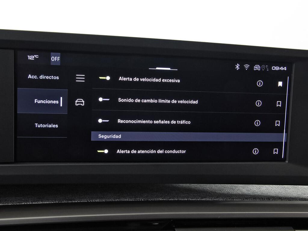 Peugeot 5008 1.2 100KW Allure eDCS6 29