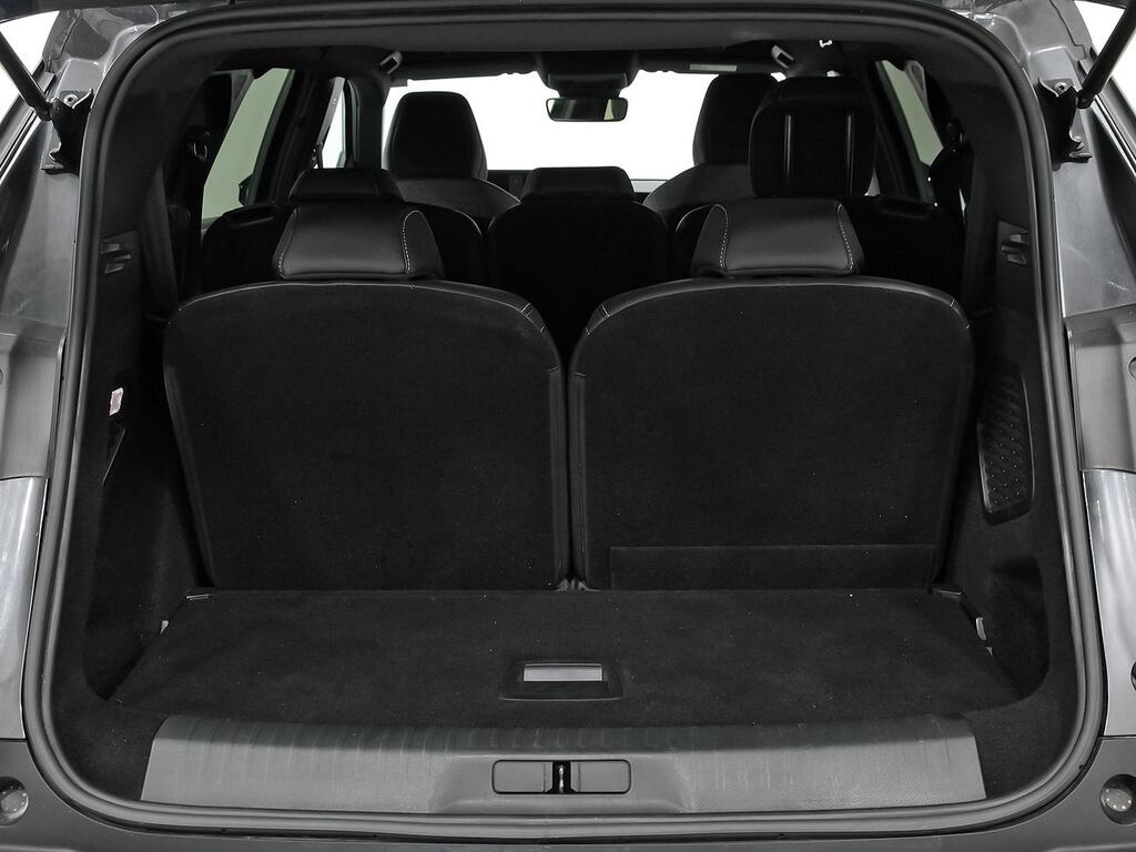 Peugeot 5008 1.2 100KW Allure eDCS6 40