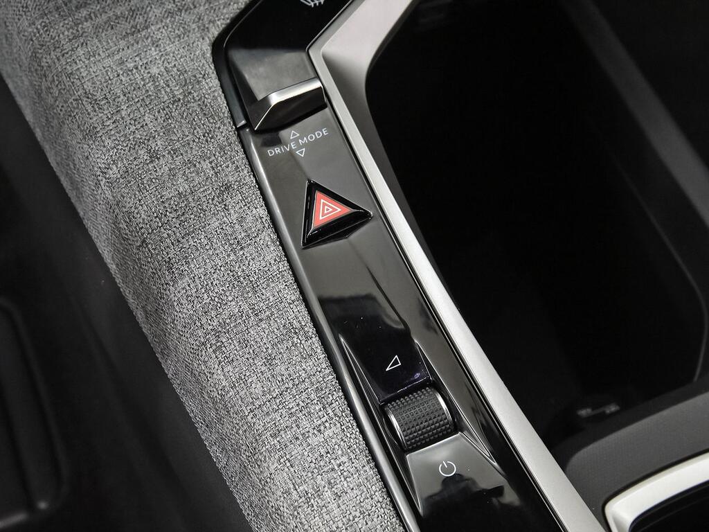 Peugeot 5008 1.2 100KW Allure eDCS6 34