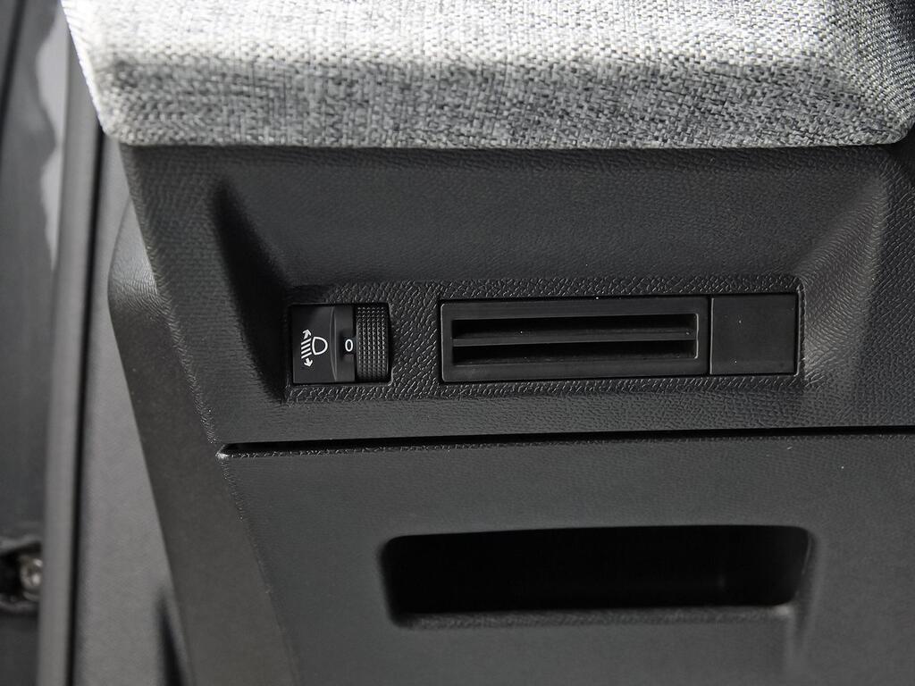 Peugeot 5008 1.2 100KW Allure eDCS6 15