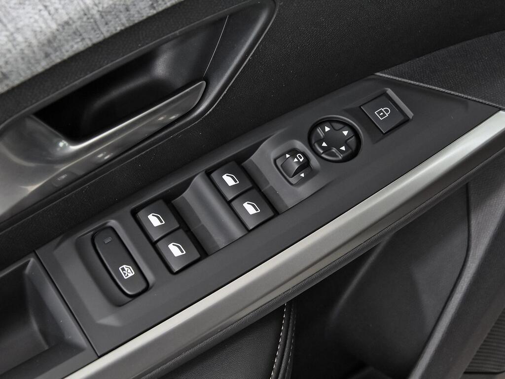 Peugeot 5008 1.2 100KW Allure eDCS6 14