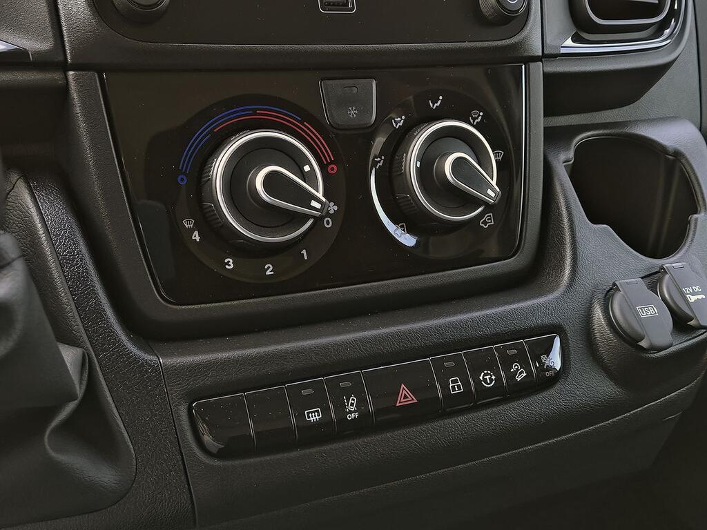 Fiat Ducato 2.2 BLUEHDI 140CV 33 L2H2 4P 23