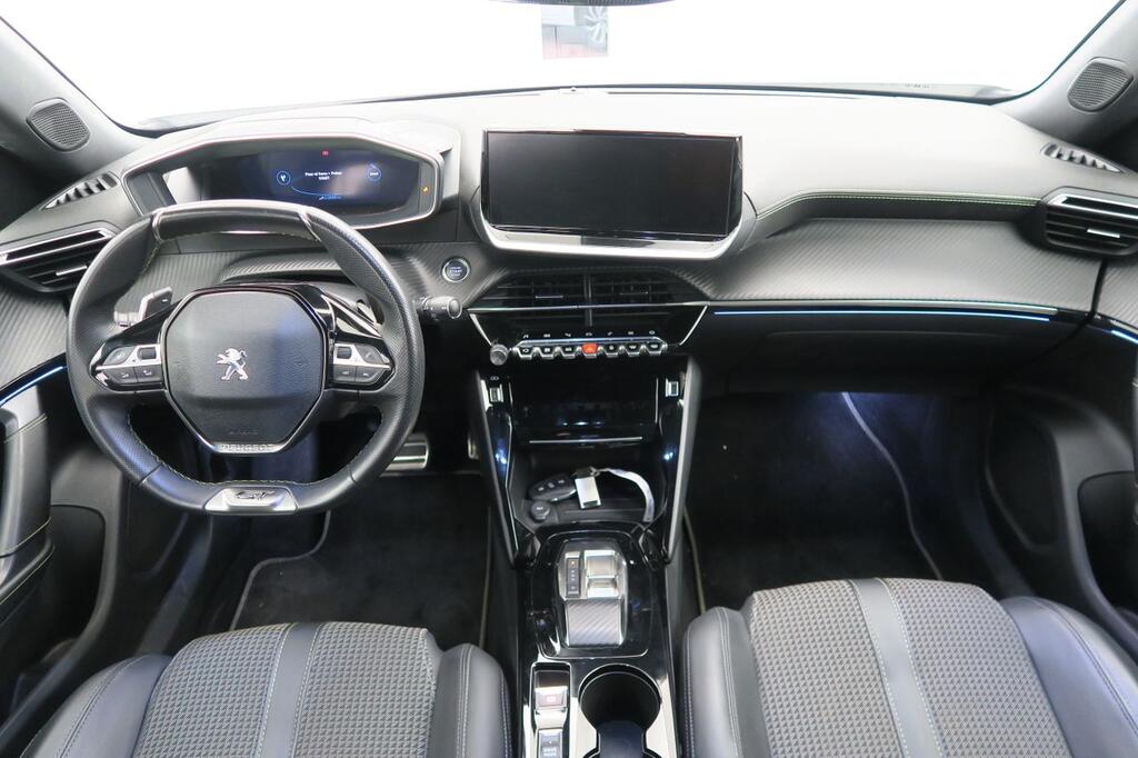 Peugeot 2008 GT Puretech 130 S&S EAT8 8