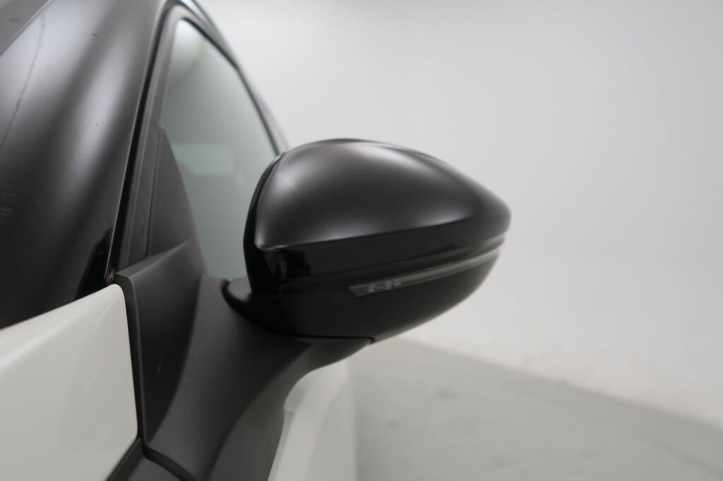 Peugeot 2008 GT Puretech 130 S&S EAT8 22