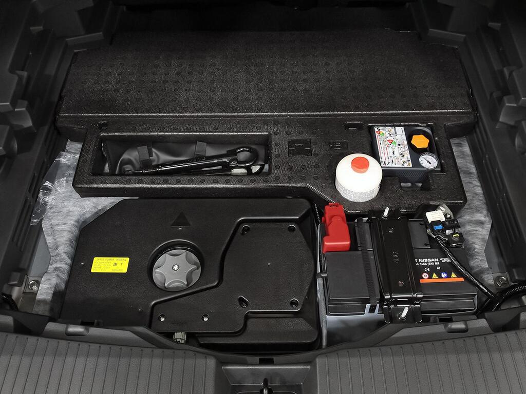 Nissan X-Trail 5pl 1.5 e-4ORCE 158kW 4x4 A/T Adventure 40