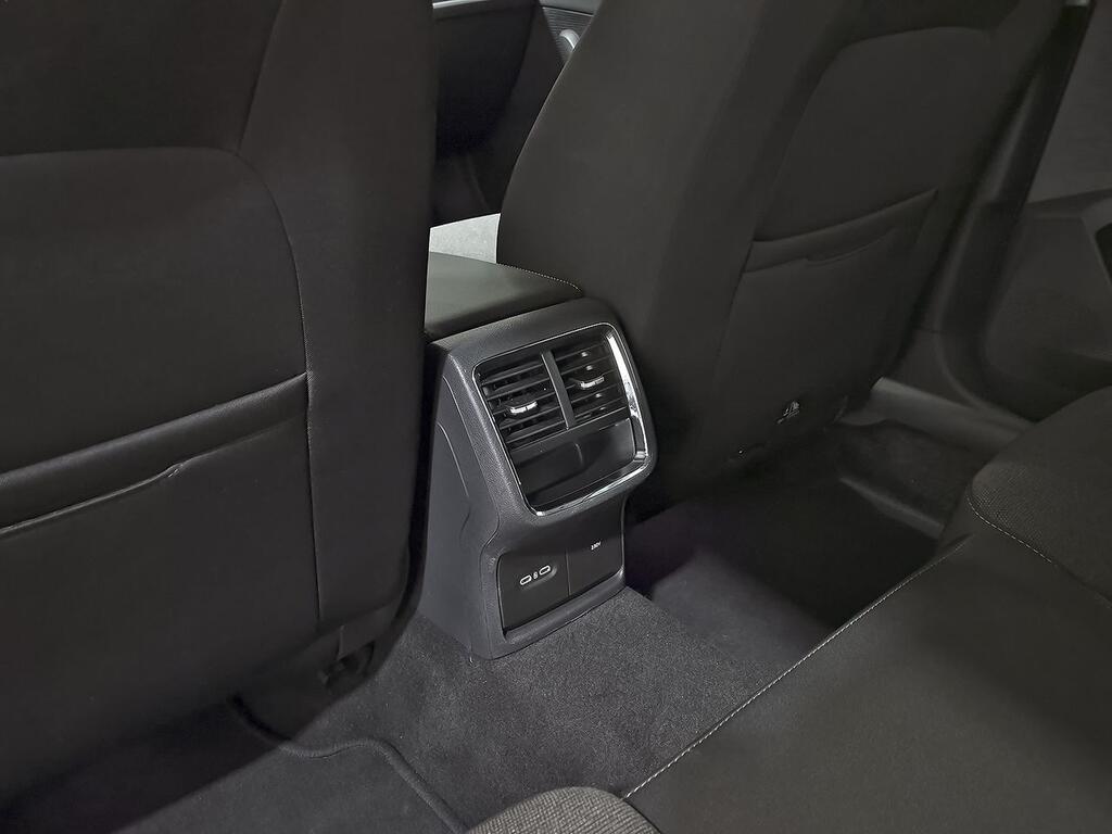 Skoda Octavia Combi 1.5 TSI 110kW DSG m-HEV Scout 29