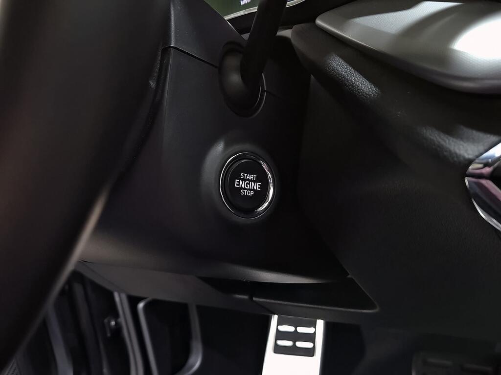 Skoda Octavia Combi 1.5 TSI 110kW DSG m-HEV Scout 17