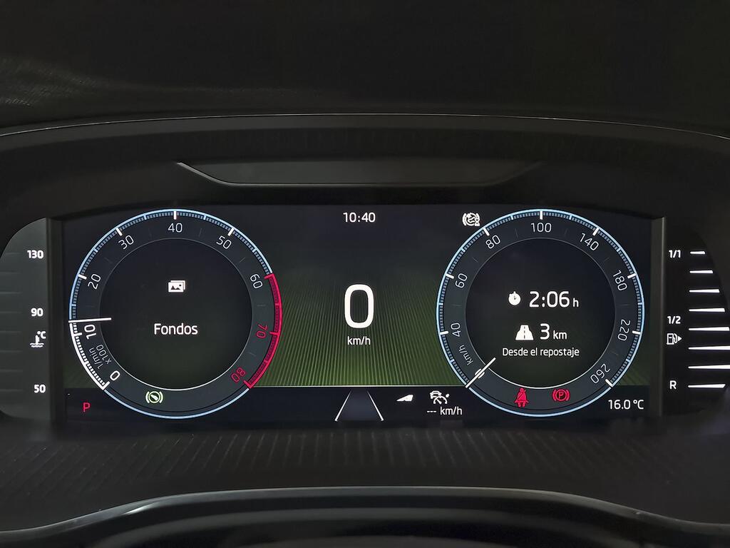 Skoda Octavia Combi 1.5 TSI 110kW DSG m-HEV Scout 12