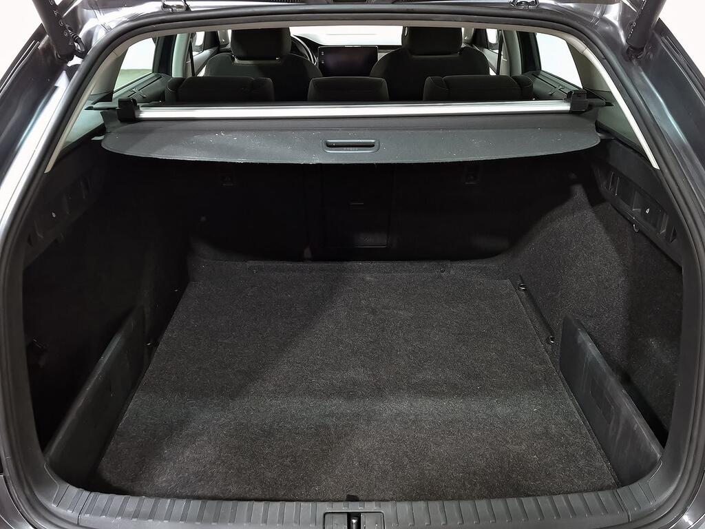 Skoda Octavia Combi 1.5 TSI 110kW DSG m-HEV Scout 7