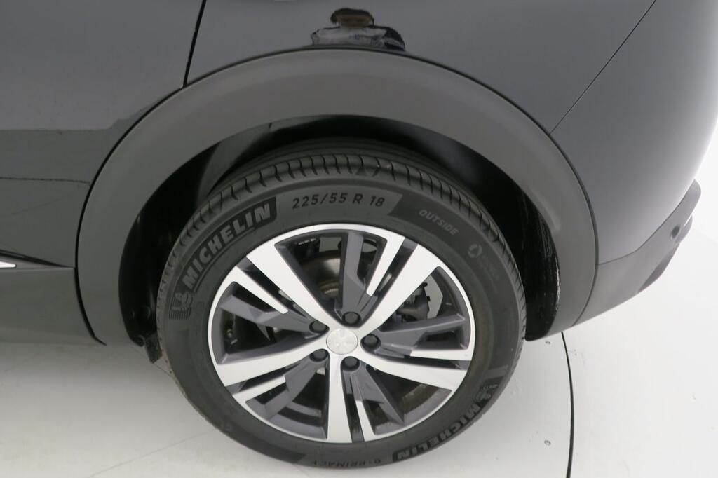 Peugeot 3008 1.5 BlueHDi 96kW S&S Allure Pack EAT8 19