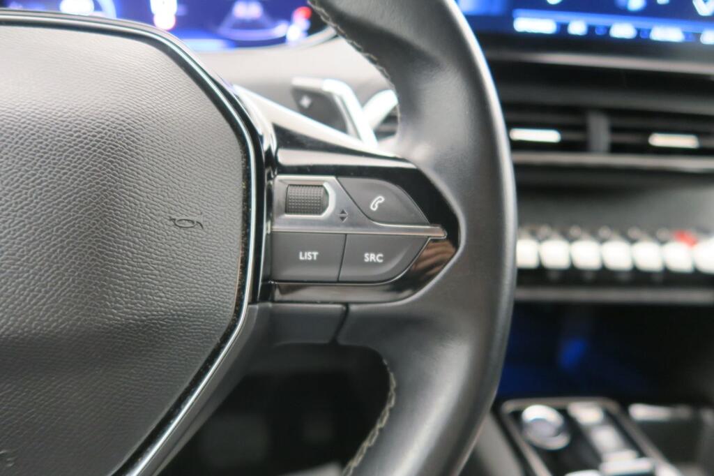 Peugeot 3008 1.5 BlueHDi 96kW S&S Allure Pack EAT8 11