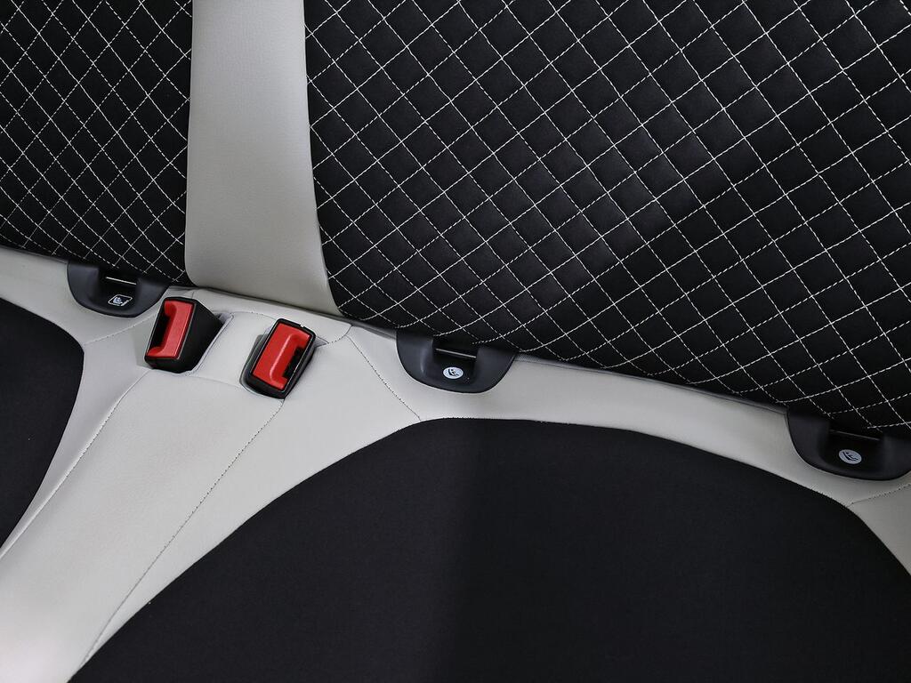 Fiat 500 Dolcevita 1.0 Hybrid 51KW (70 CV) 32