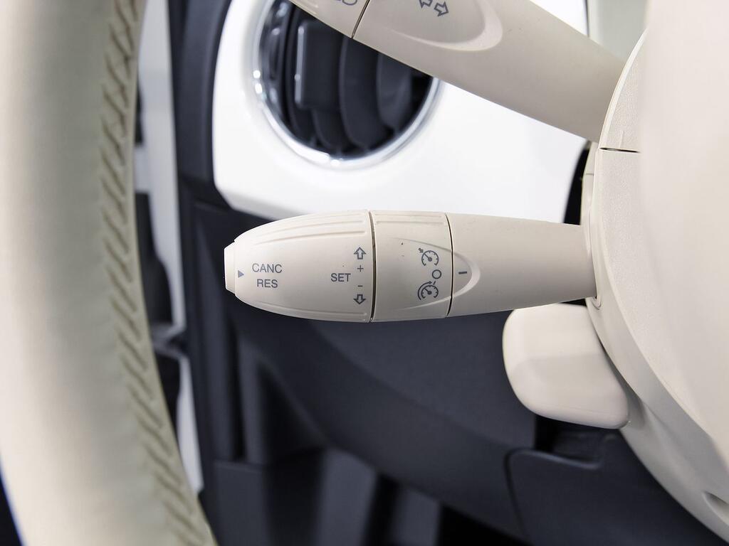 Fiat 500 Dolcevita 1.0 Hybrid 51KW (70 CV) 16