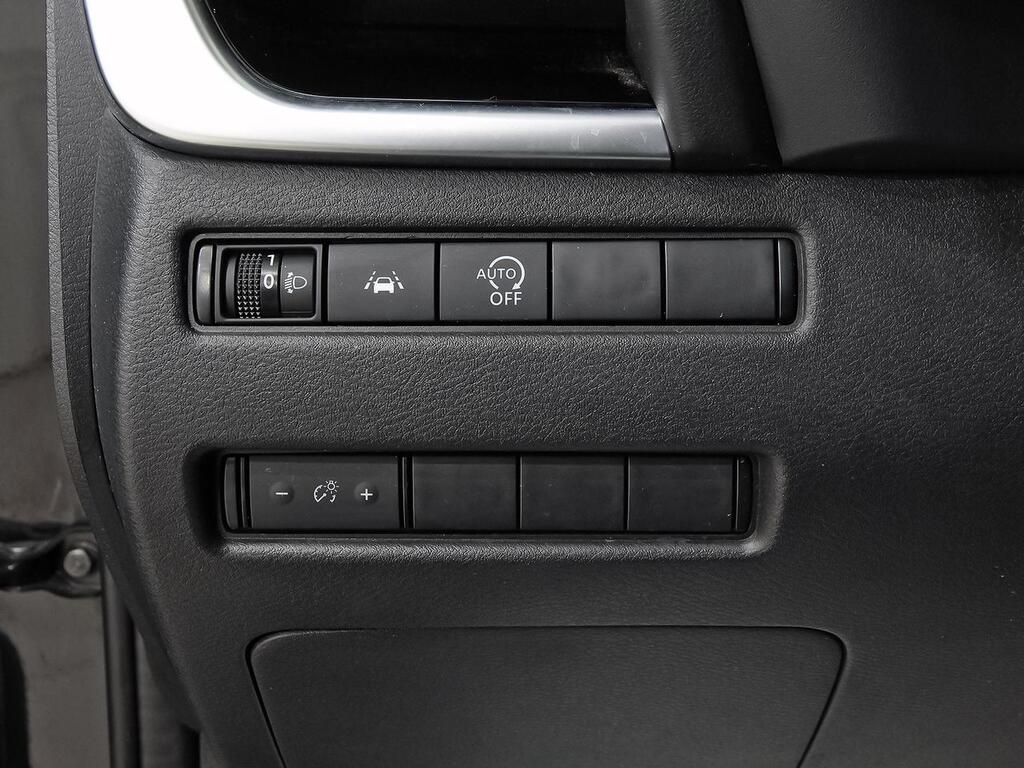 Nissan Qashqai DIG-T 116kW Xtronic N-Connecta 13