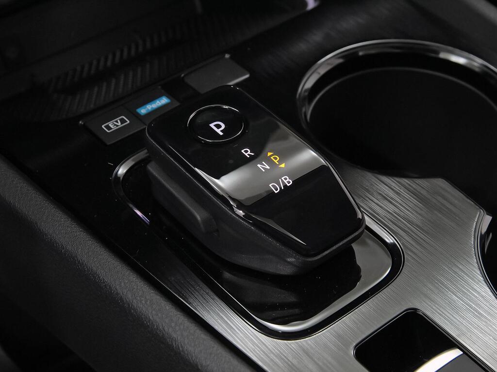 Nissan X-Trail 5pl 1.5 e-POWER 152kW 4x2 A/T N-Connecta 37