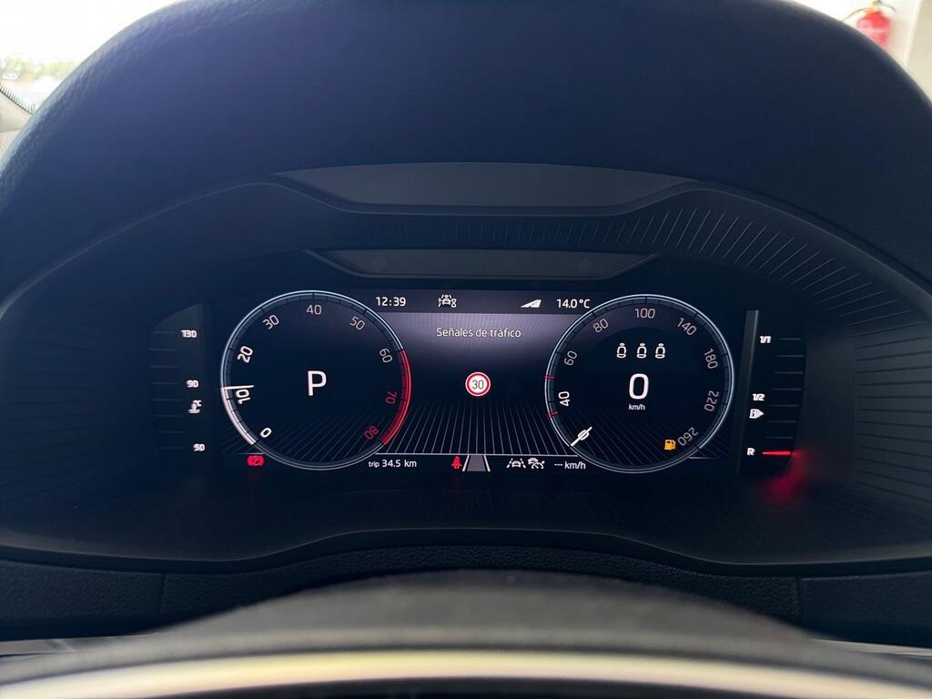 Skoda Karoq 1.5 TSI 110kW (150CV) DSG ACT Plus 11