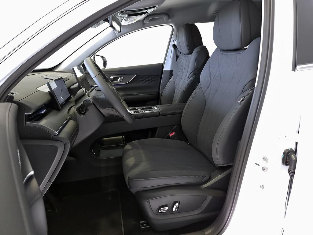 Ebro S800 1.5 TGDI PHEV Premium E-CVT 7