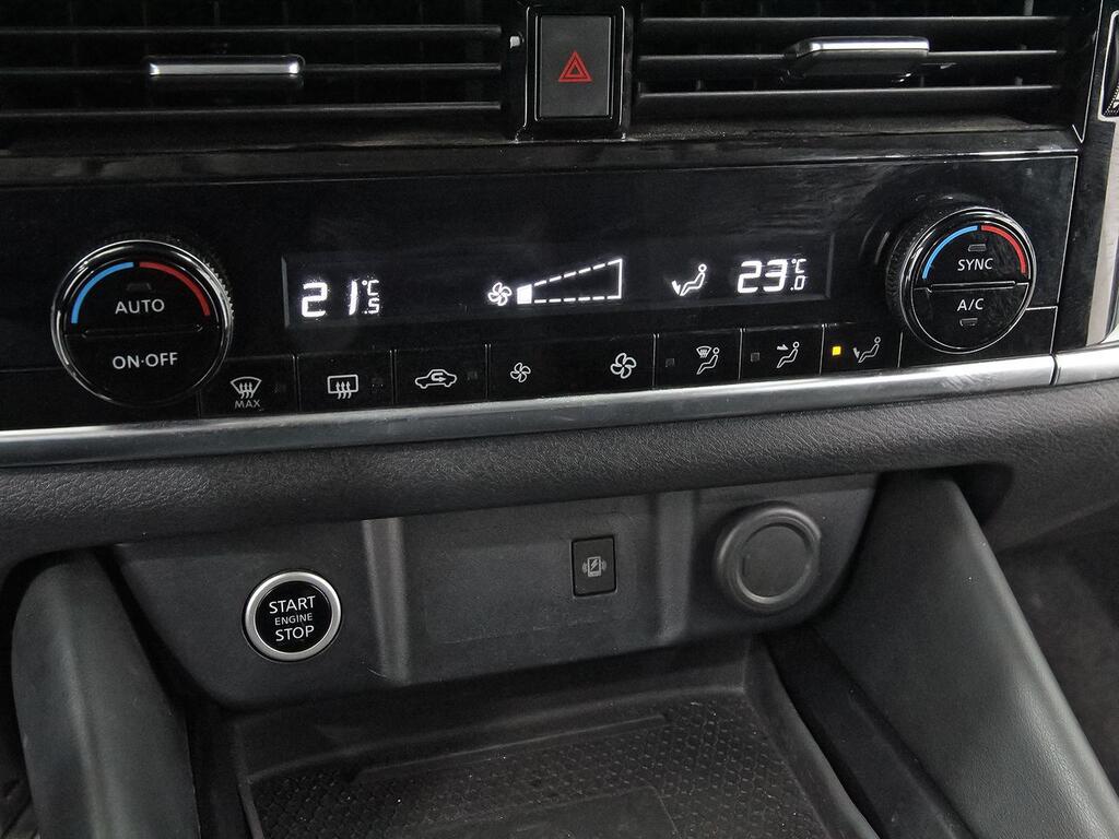 Nissan Qashqai DIG-T 116kW Xtronic N-Connecta 29