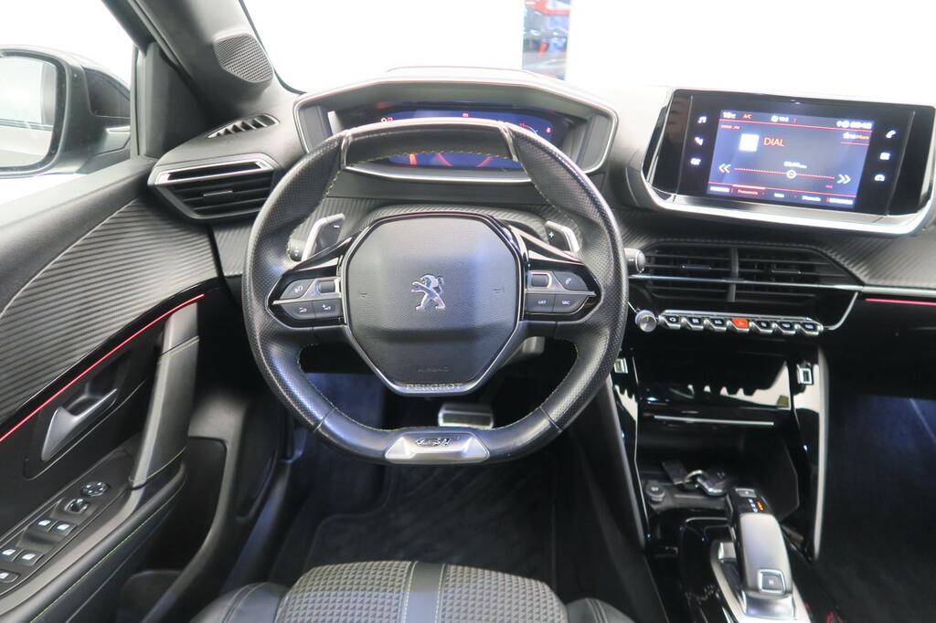 Peugeot 208 PureTech 96kW (130CV) EAT8 GT Line 11