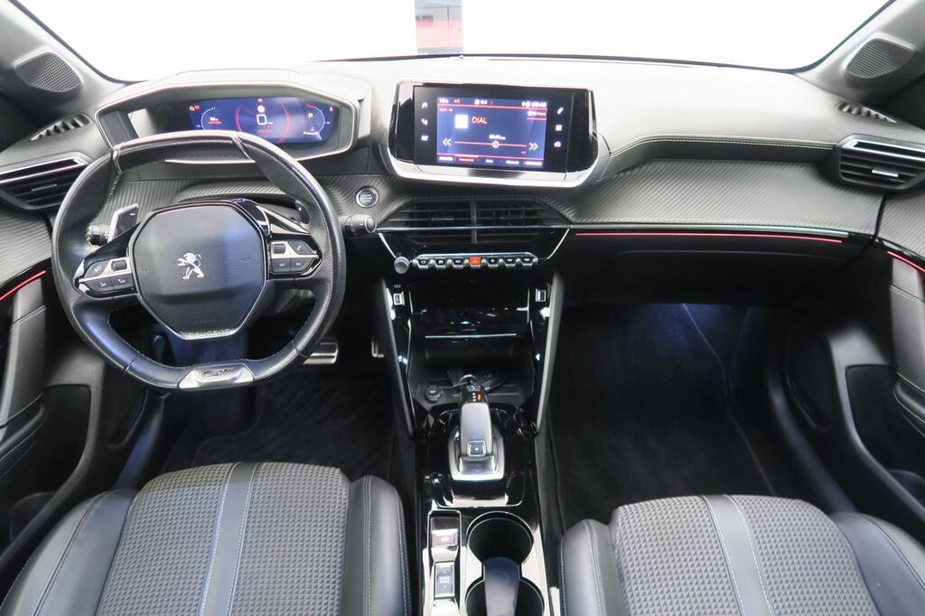 Peugeot 208 PureTech 96kW (130CV) EAT8 GT Line 12