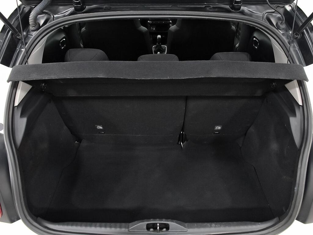 Citroën C3 PureTech 60KW (83CV) Shine 10